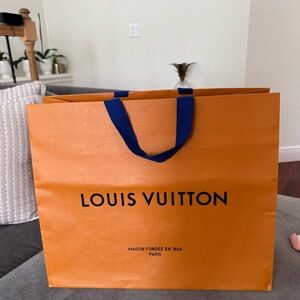 empty bag Louis Vuitton